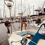 Nortada Boat Escape * Lizbona