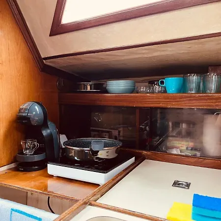 Nortada Boat Escape 船上ホテル *