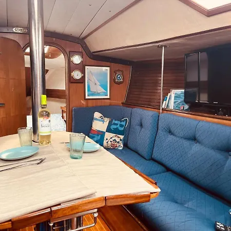 Nortada Boat Escape *