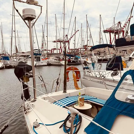 Nortada Boat Escape * Lisbon